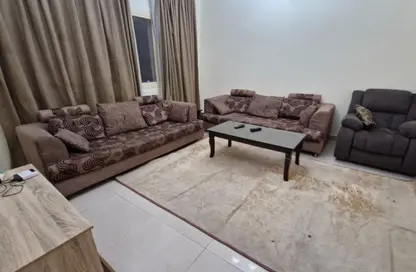 شقة - غرفة نوم - 2 حمامات للايجار في مساكن كورنيش عجمان - طريق كورنيش عجمان - عجمان