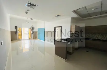 Apartment - 1 Bedroom - 2 Bathrooms for sale in Spanish Tower - Dubai Sports City - Dubai