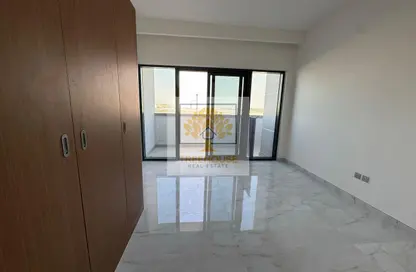 شقة - 1 حمام للبيع في عزيزي ميراج - ستوديو سيتي - دبي