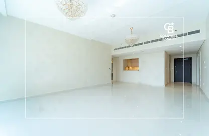 Apartment - 3 Bedrooms - 4 Bathrooms for rent in Boulevard Crescent Tower 1 - BLVD Crescent - Downtown Dubai - Dubai