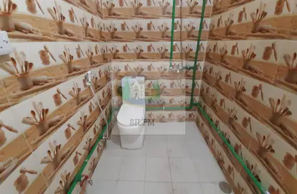 Apartment - 1 Bathroom for rent in Al Manaseer - Abu Dhabi