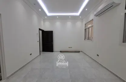 Apartment - 2 Bedrooms - 3 Bathrooms for rent in Shakhbout City - Abu Dhabi