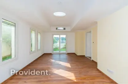 Villa - 2 Bedrooms - 3 Bathrooms for rent in Springs 4 - The Springs - Dubai