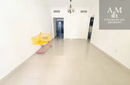 Apartment - 1 Bedroom - 2 Bathrooms for rent in Muwaileh Commercial - Sharjah