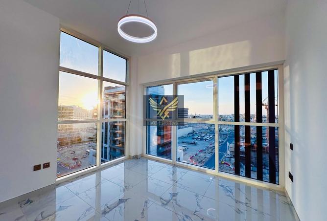 15734666 - صورة العقار 2