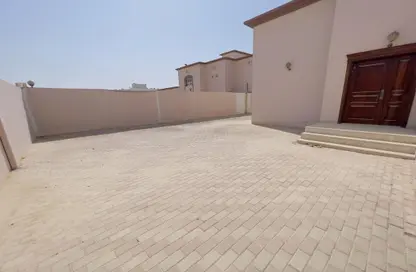 Villa - 4 Bedrooms - 3 Bathrooms for rent in Al Bahia - Abu Dhabi