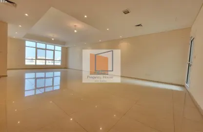 Empty Room image for: Townhouse - 4 Bedrooms - 7 Bathrooms for rent in Al Forsan Village - Khalifa City - Abu Dhabi, Image 1