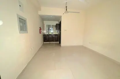 Apartment - Studio - 1 Bathroom for rent in Fire Station Road - Muwaileh - Sharjah