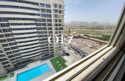 Apartment - 1 Bedroom - 2 Bathrooms for sale in Royal Residence 2 - Royal Residence - Dubai Sports City - Dubai
