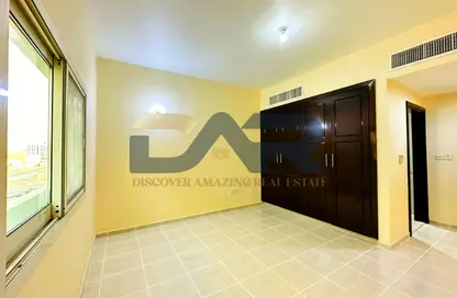 Apartment - 2 Bedrooms - 3 Bathrooms for rent in Shabiya 9 - Shabiya - Mussafah - Abu Dhabi