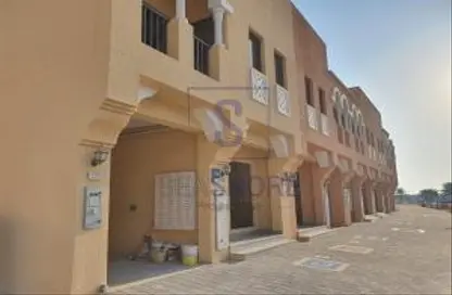 Villa - 2 Bedrooms - 3 Bathrooms for sale in Zone 8 - Hydra Village - Abu Dhabi