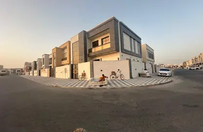 Villa - 5 Bedrooms - 7 Bathrooms for sale in Al Yasmeen 1 - Al Yasmeen - Ajman