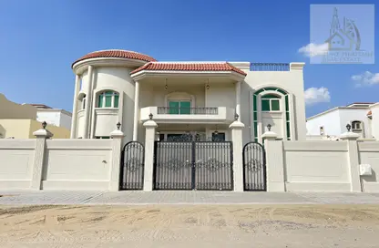 Outdoor House image for: Villa - 5 Bedrooms - 7 Bathrooms for rent in Al Yash - Wasit - Sharjah, Image 1