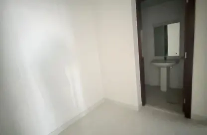 Apartment - 1 Bedroom - 2 Bathrooms for rent in New Al Taawun Road - Al Taawun - Sharjah Apartment - 1 Bedroom - 2 Bathrooms for rent in New Al Taawun Road - Al Taawun - Sharjah