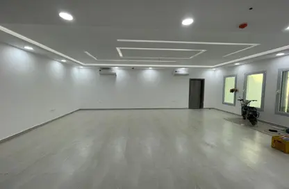 Villa - 5 Bedrooms - 6 Bathrooms for rent in Madinat Al Riyad - Abu Dhabi