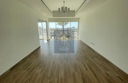 Empty Room image for: Villa - 4 Bedrooms - 6 Bathrooms for rent in Royal M Hotel  and  Resort - Al Bateen - Abu Dhabi, Image 1