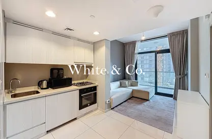 شقة - غرفة نوم - 1 حمام للبيع في برج زادا - الخليج التجاري - دبي