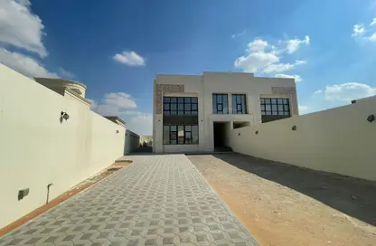 فيلا - 5 غرف نوم - 6 حمامات للايجار في مدينة الرياض - أبوظبي