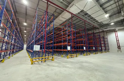 Warehouse - Studio - 7 Bathrooms for rent in Freezone South - Jebel Ali Freezone - Jebel Ali - Dubai