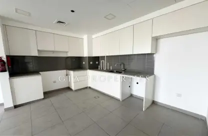 Apartment - 2 Bedrooms - 2 Bathrooms for rent in Hayat Boulevard-1B - Hayat Boulevard - Town Square - Dubai