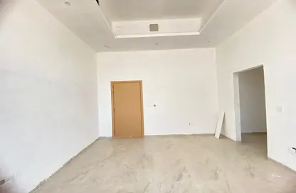 Villa - 4 Bedrooms - 6 Bathrooms for rent in Al Barsha South 2 - Al Barsha South - Al Barsha - Dubai