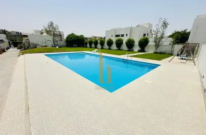 Villa - 4 Bedrooms - 4 Bathrooms for rent in Jumeirah 3 Villas - Jumeirah 3 - Jumeirah - Dubai