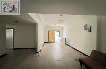 Apartment - 2 Bedrooms - 3 Bathrooms for rent in New Al Taawun Road - Al Taawun - Sharjah