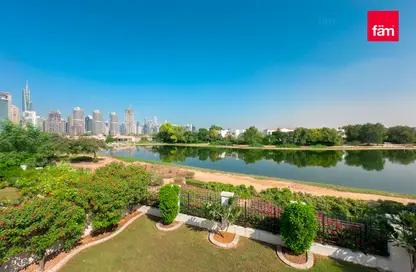 Villa - 5 Bedrooms - 6 Bathrooms for rent in Legacy - Jumeirah Park - Dubai