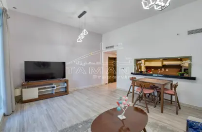Apartment - 1 Bedroom - 2 Bathrooms for rent in The Lofts West - The Lofts - Downtown Dubai - Dubai