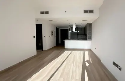 شقة - غرفة نوم - 2 حمامات للايجار في شيماء افنيو 2 - شيماء افنيو ريديسينس - الضاحية 13 - قرية جميرا الدائرية - دبي