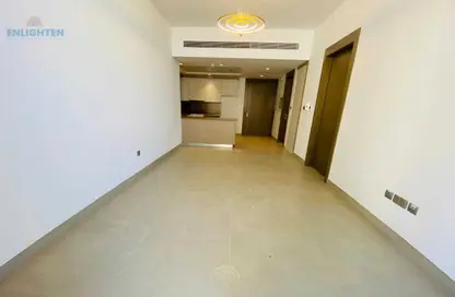 شقة - غرفة نوم - 2 حمامات للايجار في بلوبيل ريزيدنس - منطقة 11 - قرية الجميرا سركل - دبي