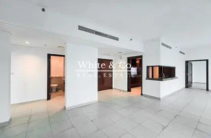 Apartment - 2 Bedrooms - 3 Bathrooms for sale in Delphine Tower - Marina Promenade - Dubai Marina - Dubai