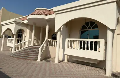 Villa - 3 Bedrooms - 3 Bathrooms for rent in Al Ramaqiya - Wasit - Sharjah