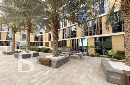 Outdoor Building image for: Apartment - 2 Bedrooms - 3 Bathrooms for rent in Dubai Wharf Tower 2 - Culture Village - Dubai, Image 1