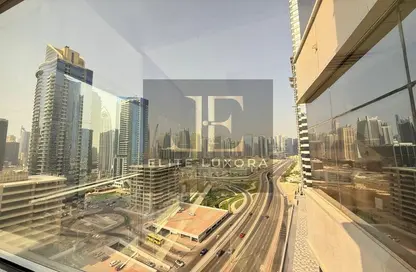 Office Space - Studio - 4 Bathrooms for rent in Mazaya Business Avenue BB1 - Mazaya Business Avenue - Jumeirah Lake Towers - Dubai