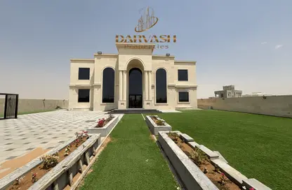 Villa - 5 Bedrooms - 5 Bathrooms for rent in Al Aweer - Dubai