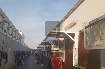 سكن عمال - استوديو - 8 حمامات للبيع في الصجعة الصناعية - الصجعة - الشارقة