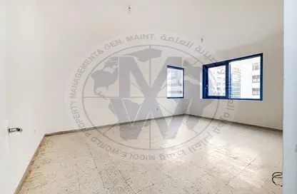 شقة - غرفة نوم - 2 حمامات للايجار في شارع حمدان - أبوظبي