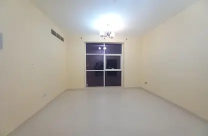 Empty Room image for: Apartment - 1 Bedroom - 1 Bathroom for rent in Aljada - Sharjah, Image 1