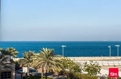 Apartment - 1 Bedroom - 2 Bathrooms for rent in Sarai Apartments - Palm Jumeirah - Dubai