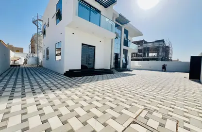 Villa - 5 Bedrooms - 7 Bathrooms for sale in Hoshi - Al Badie - Sharjah