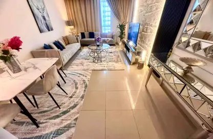 Apartment - 1 Bedroom - 2 Bathrooms for rent in Beach Tower 2 - Al Khan Lagoon - Al Khan - Sharjah