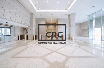 مكتب - استوديو - 2 حمامات للايجار في الدانه - أبوظبي