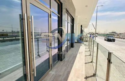 متجر - استوديو - 1 حمام للايجار في عزيزي العنبر - الفرجان - دبي