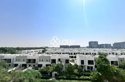 Apartment - 1 Bedroom - 1 Bathroom for rent in Zahra Apartments 1A - Zahra Apartments - Town Square - Dubai