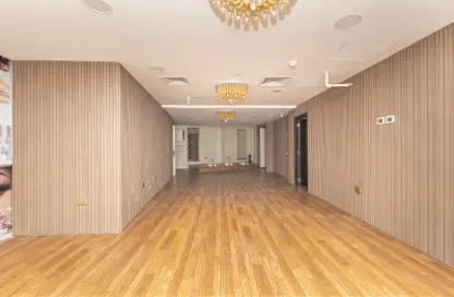 Shop - Studio - 1 Bathroom for rent in Marina Terrace - Dubai Marina - Dubai