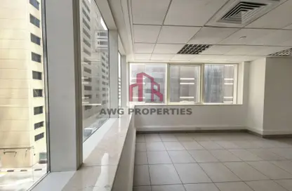 Office Space - Studio - 1 Bathroom for rent in Blue Tower - Sheikh Zayed Road - Dubai