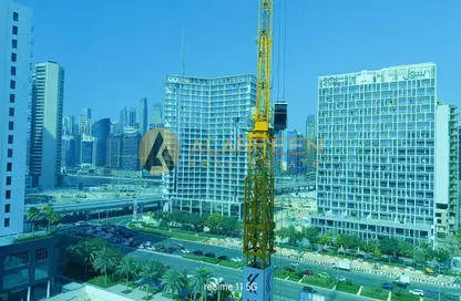 مكتب - استوديو - 2 حمامات للايجار في كابيتال جولدن تاور - الخليج التجاري - دبي