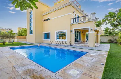 Pool image for: Villa - 4 Bedrooms - 4 Bathrooms for rent in Legacy Nova Villas - Jumeirah Park - Dubai, Image 1