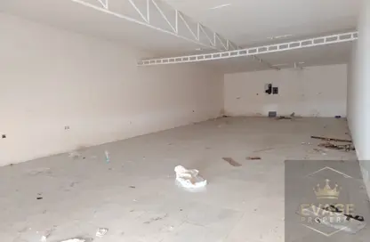 Shop - Studio - 5 Bathrooms for rent in Al Rashidiya Towers - Al Rashidiya - Ajman Downtown - Ajman